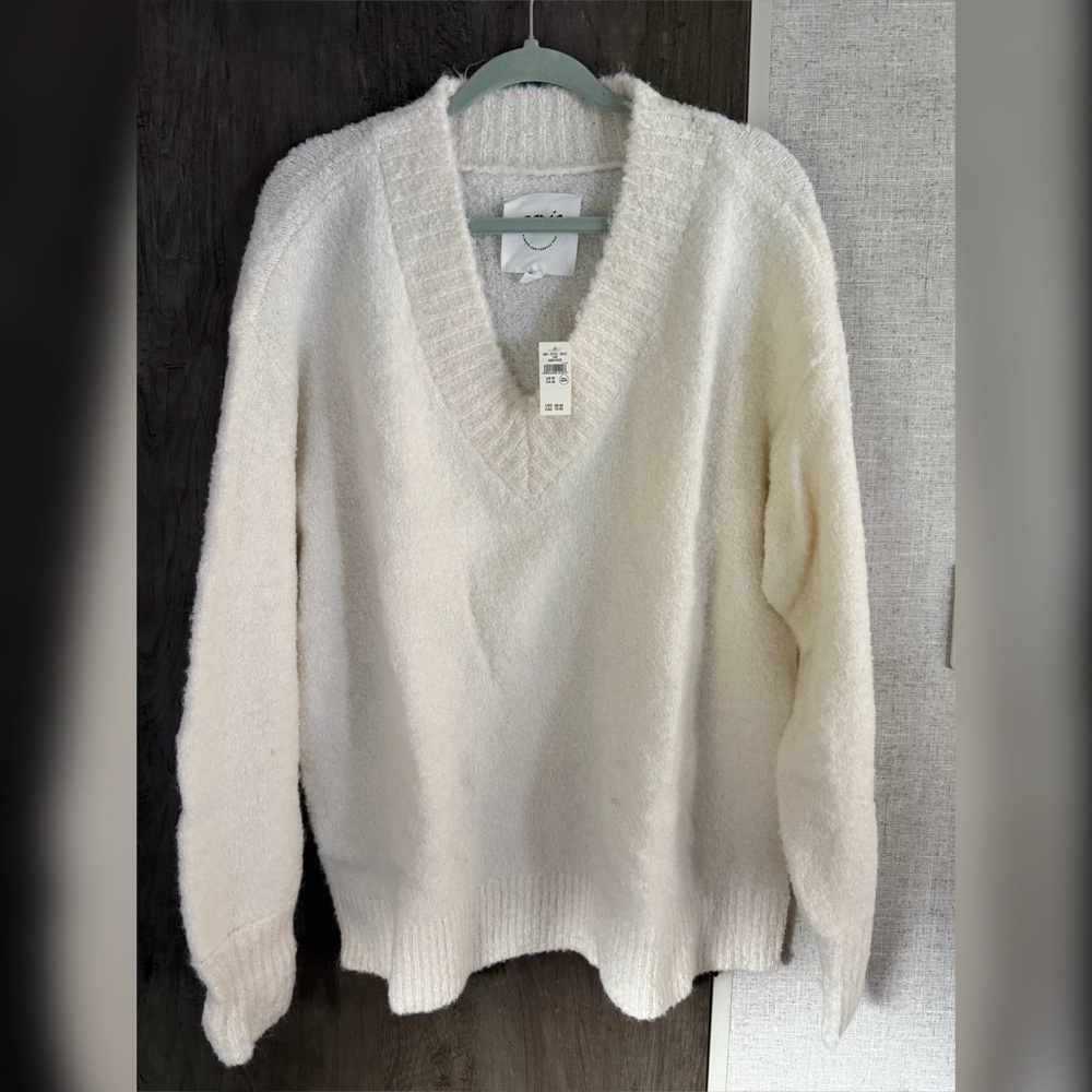 Aerie Plush White V-Neck Sweater